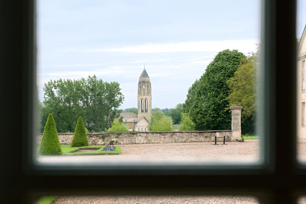 Chateau D'Audrieu Hotel Exterior photo